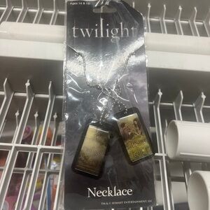 Twilight Necklace Dog Tags Edward & Bella Neca New